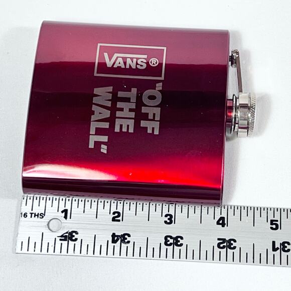Vans off the Wall Logo Stainless Steel Red Hip Flask 6 oz. New - Picture 7 of 7